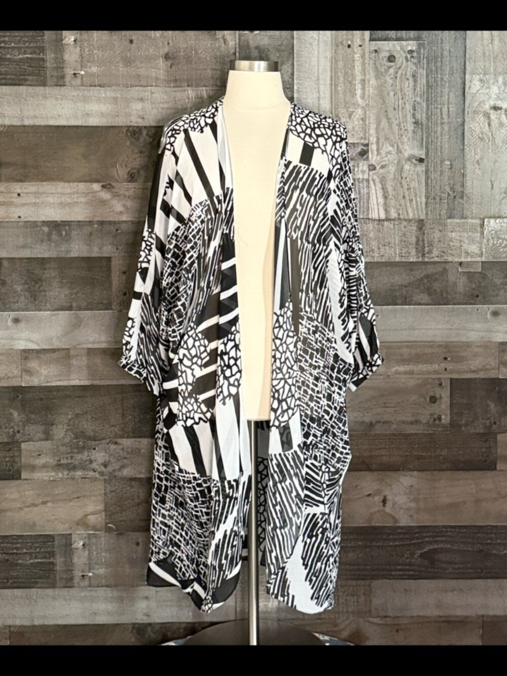Black white sheer animal print wrap 2Xlarge geometric coastal western stripes